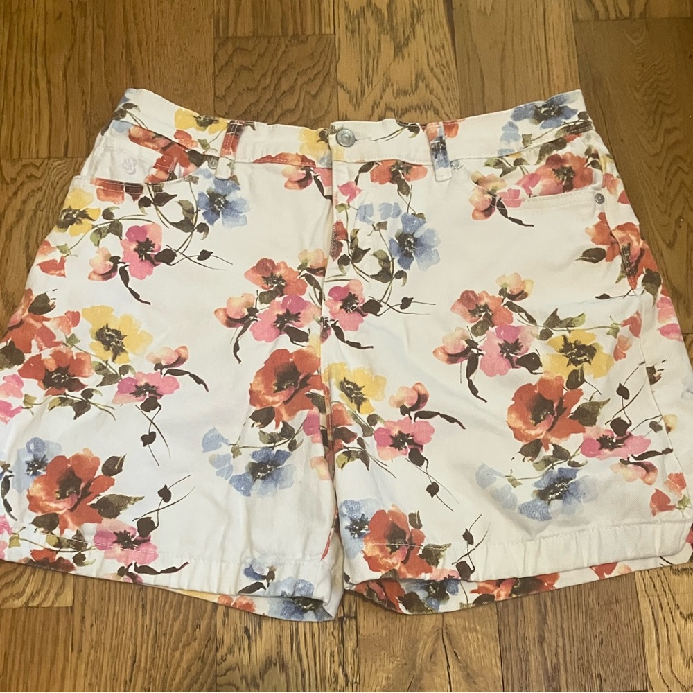 Gloria Vanderbilt Amanda Cotton Denim Shorts Floral Women Size 12 Used Good
